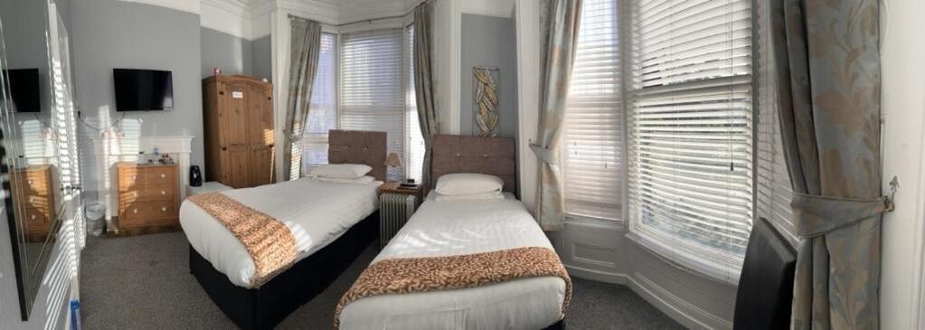 Bed & Breakfast Diamonds Near Hospital